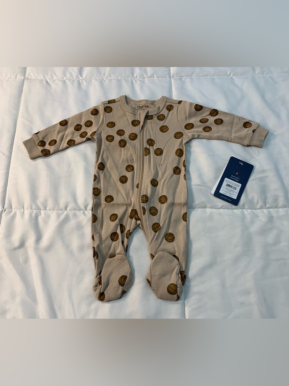 New petit lem sleeper size NB